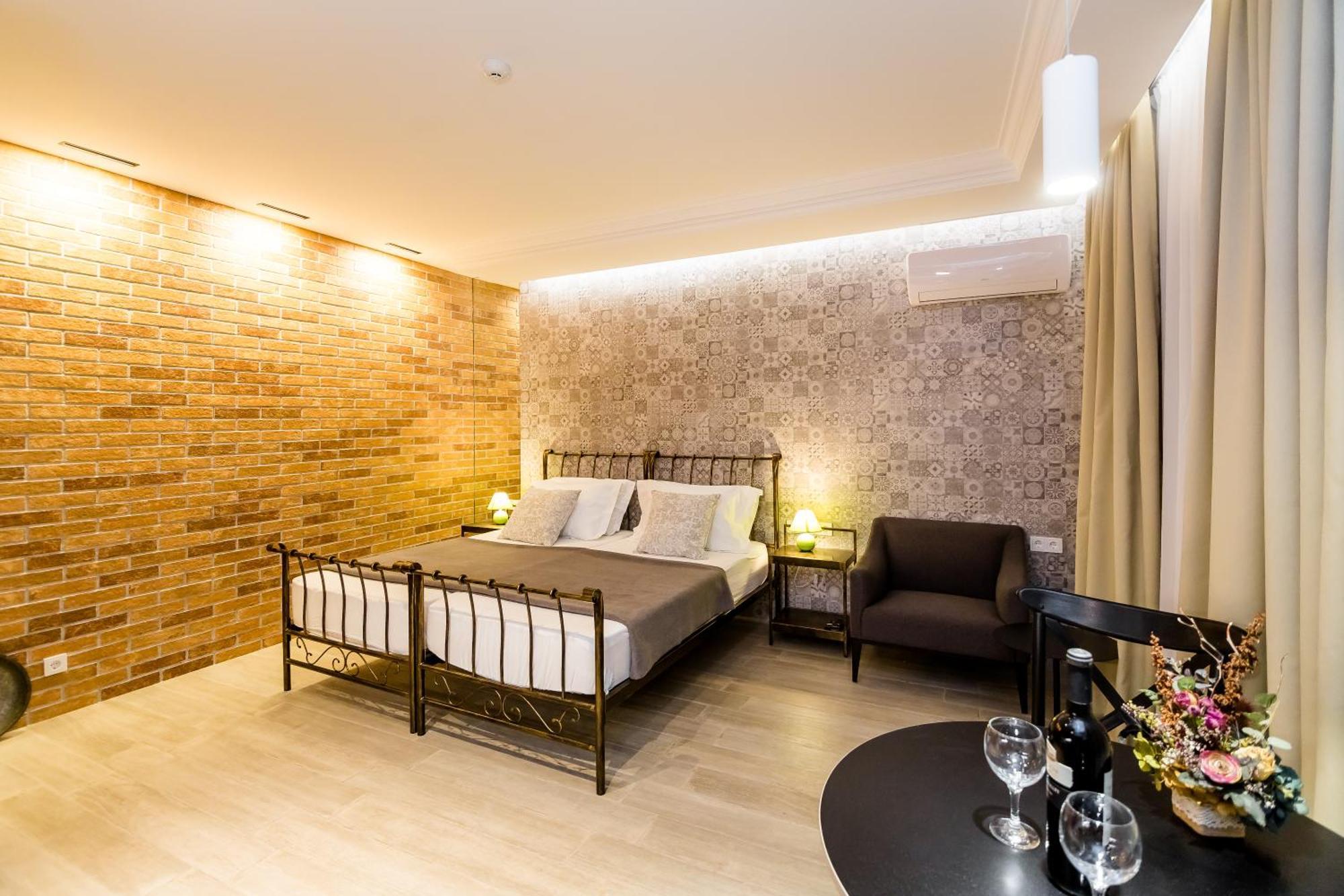 Boutique Apart Upe Tiflis Habitación foto
